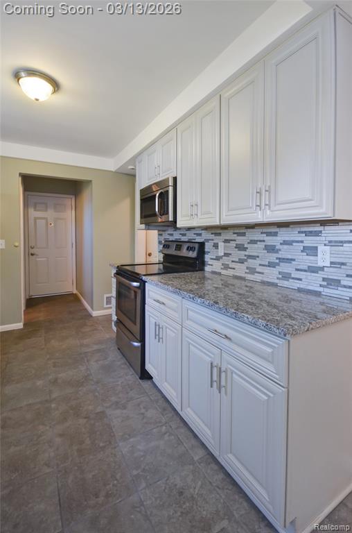 8565 Dale, Center Line, MI 48015 — Photo 16