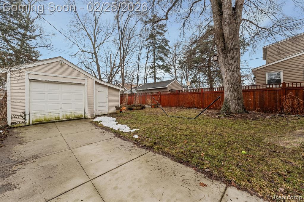 703 W Lewiston Avenue, Ferndale, MI 48220 — Photo 32
