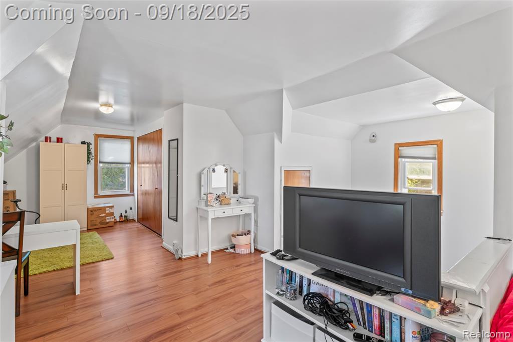686 4th Avenue, Pontiac, MI 48340 — Photo 24