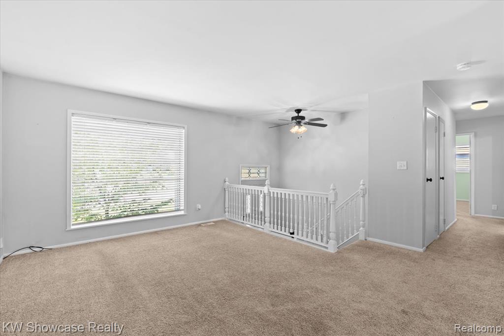 2370 Roselawn Street, Wolverine Lake, MI 48390 — Photo 3