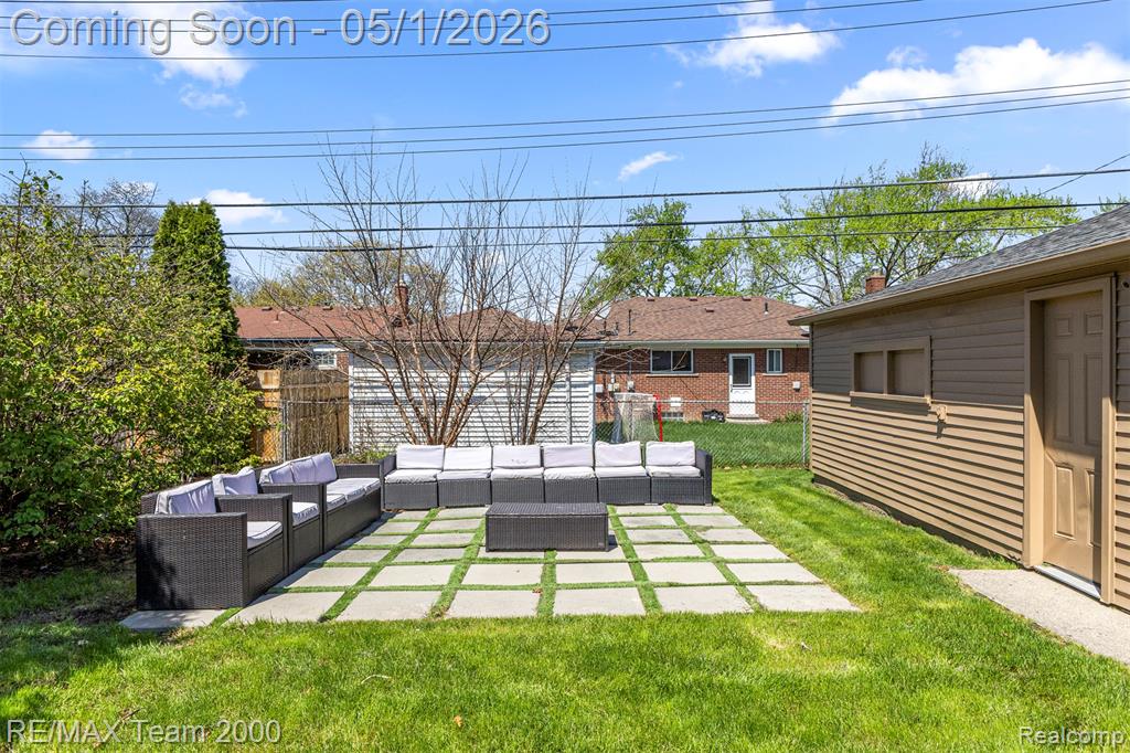 26622 Hass Street, Dearborn Heights, MI 48127 — Photo 31