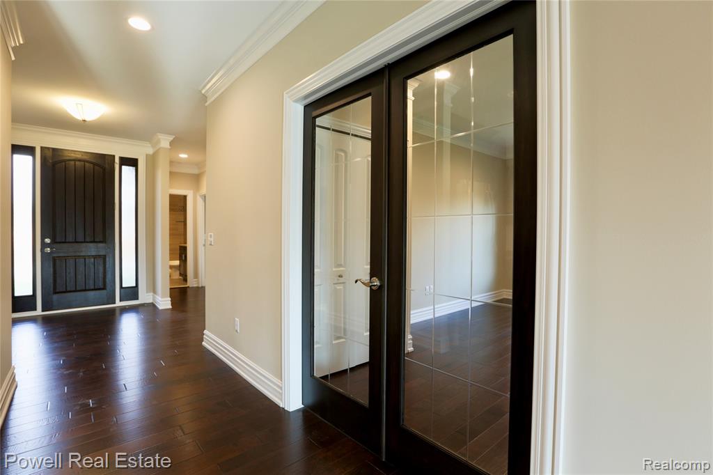 423 Verona Drive, Rochester Hills, MI 48307 — Photo 5