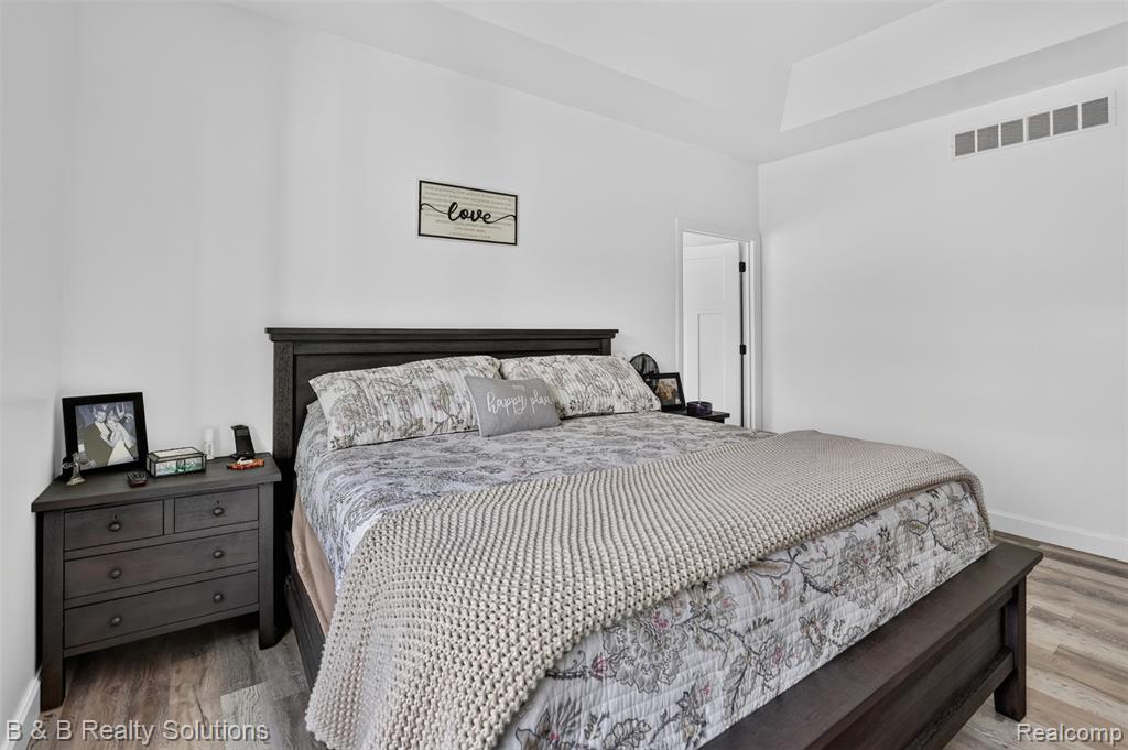 6204 Fish Lake Road, North Branch, MI 48461 — Photo 21