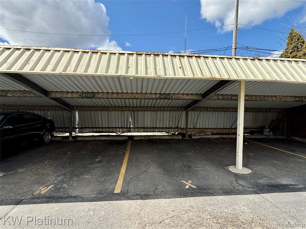 8214 24 Mile Road, Utica, MI 48316 — Photo 14