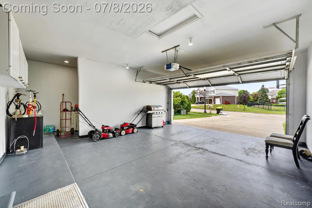48166 Ellington Drive, Macomb, MI 48044 — Photo 53