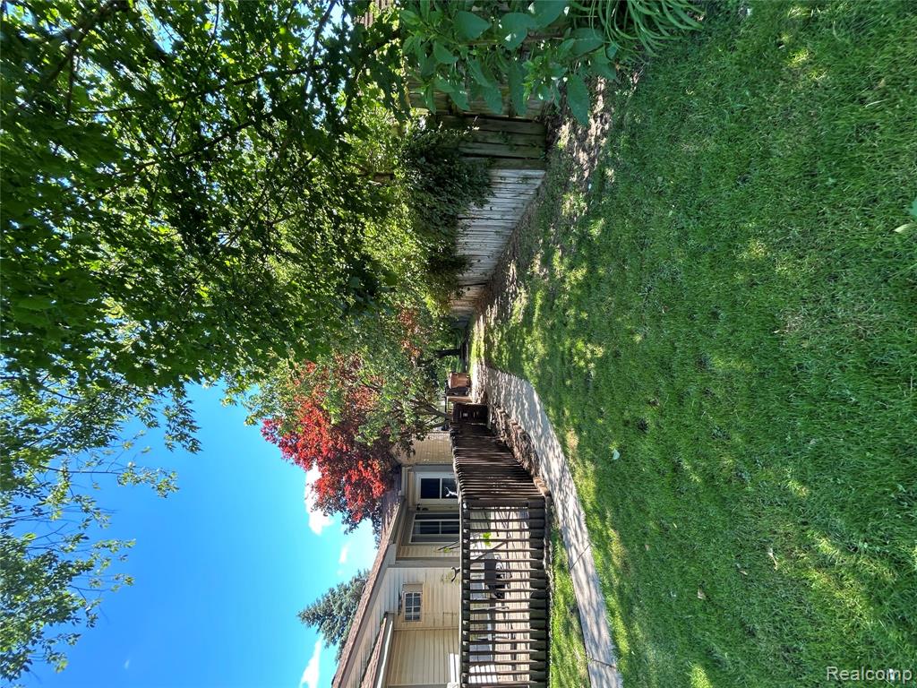 2150 Phillips Avenue, Holt, MI 48842 — Photo 33