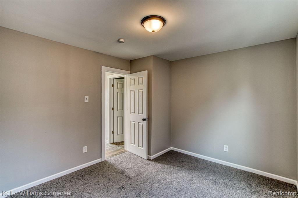 5519 EASTLAWN Street, Detroit, MI 48213 — Photo 41