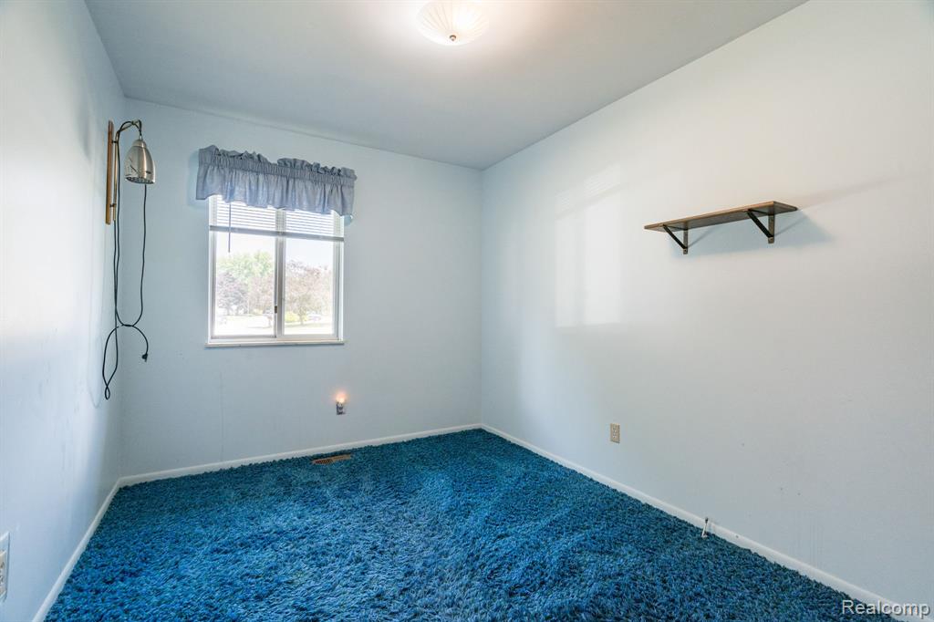 6157 Coventry Drive, Swartz Creek, MI 48473 — Photo 22