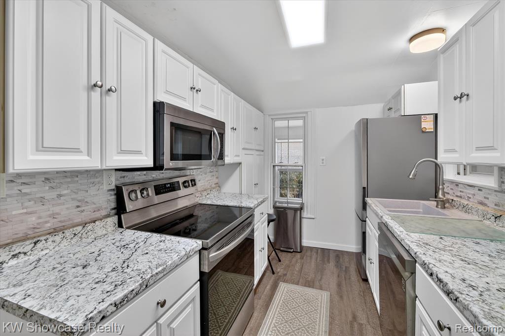 323 Franklin Street, Milford, MI 48381 — Photo 19