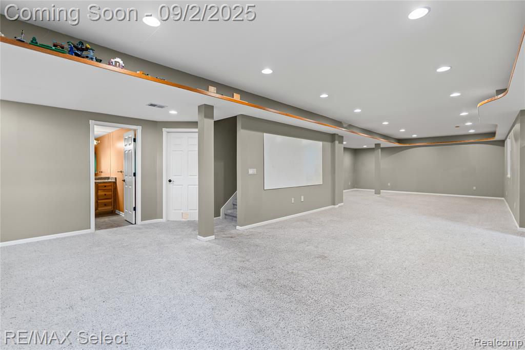 8468 Cranbrook Drive, Grand Blanc, MI 48439 — Photo 43