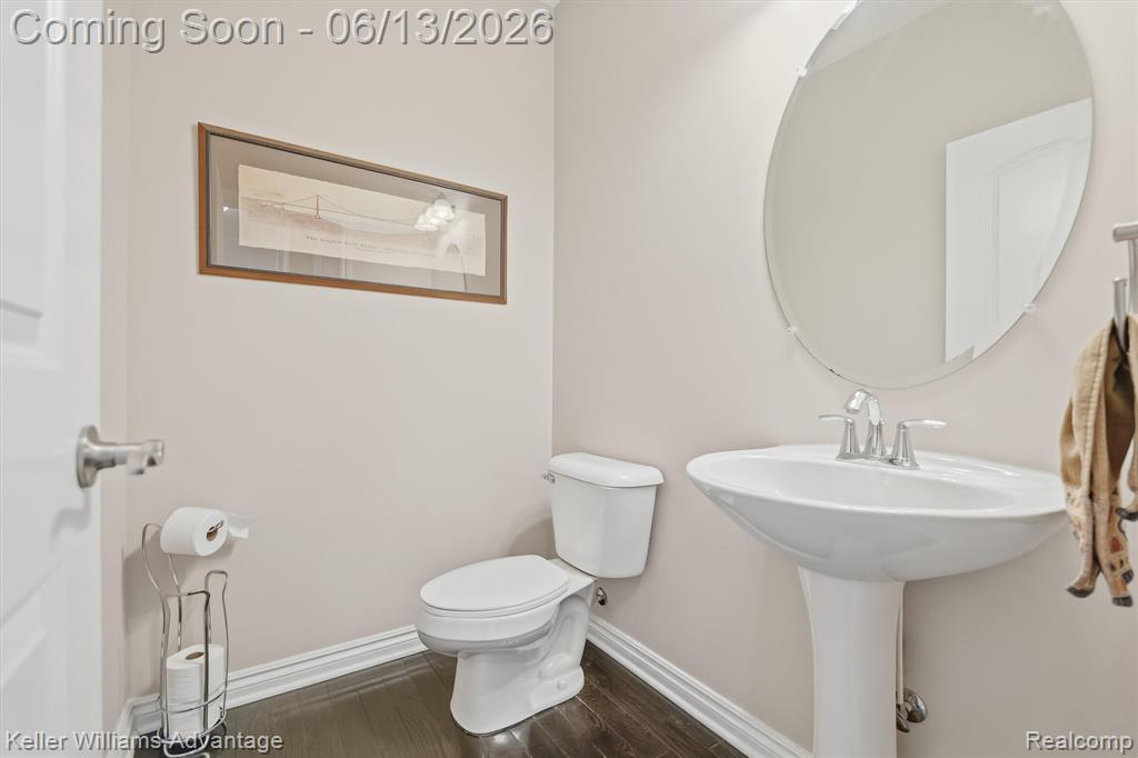 23740 Stoneleigh Drive, South Lyon, MI 48178 — Photo 28
