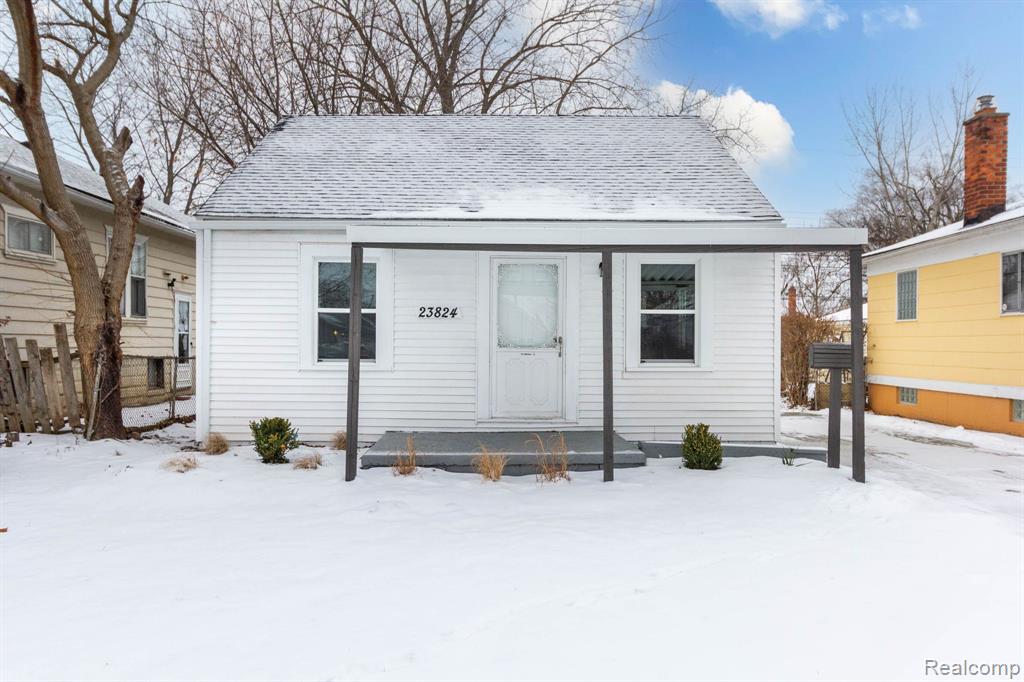 23824 Tuscany Avenue, Eastpointe, MI 48021 — front exterior