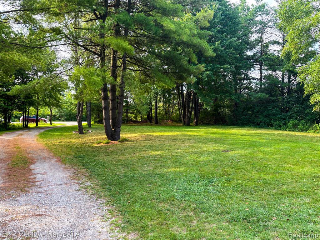 5538 Klettner Rd, St. Clair, MI 48079 — Photo 3