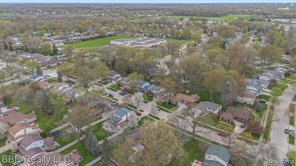 13842 HERITAGE Street, Riverview, MI 48193 — Photo 29