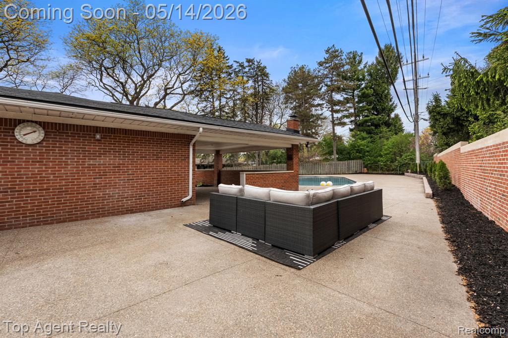 6739 White Pine Court, Bloomfield Hills, MI 48301 — Photo 43