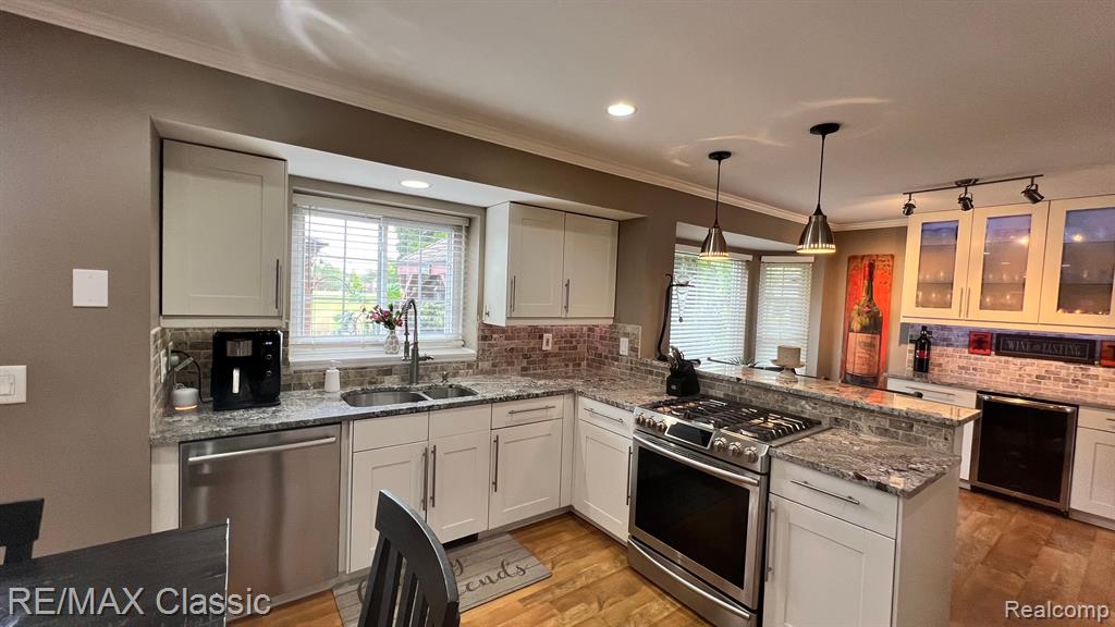 6644 Weathersfield Way, Canton, MI 48187 — Photo 15