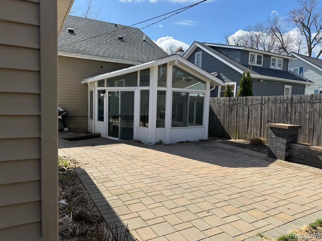 520 W Saratoga Street, Ferndale, MI 48220 — Photo 39