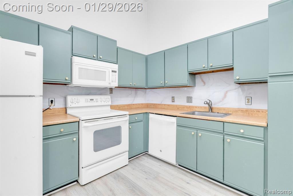 1891 Vine Way Drive, 27, Canton, MI 48188 — Photo 14