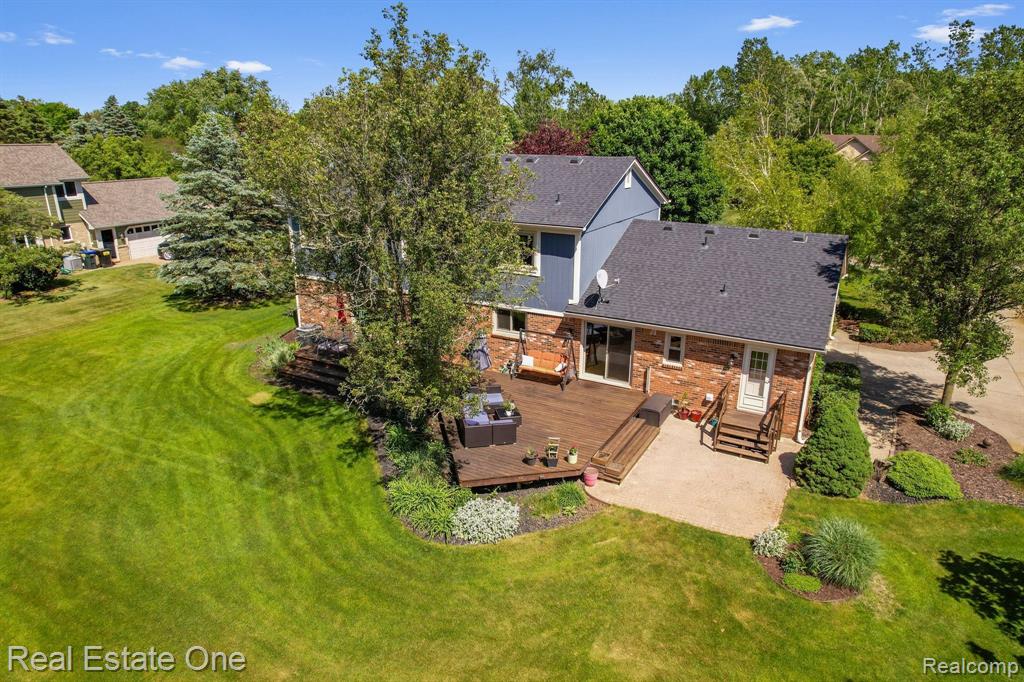 10124 Royce Drive, South Lyon, MI 48178 — Photo 49