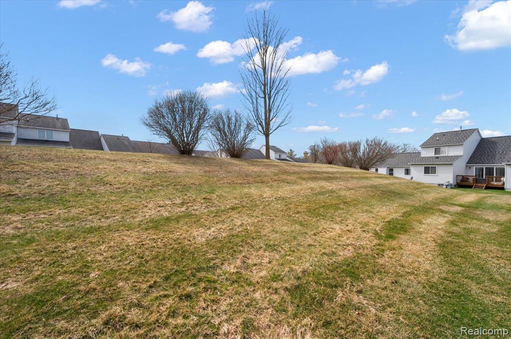 734 Challenging Trail, 65, South Lyon, MI 48178 — Photo 14