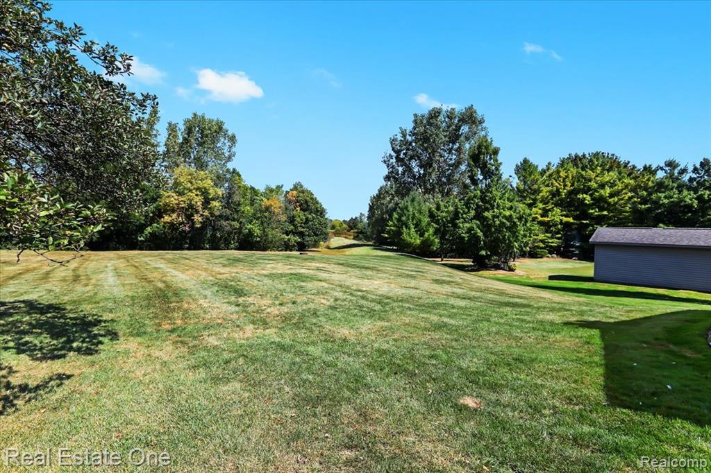 44650 W 11 Mile Road, Novi, MI — Photo 38