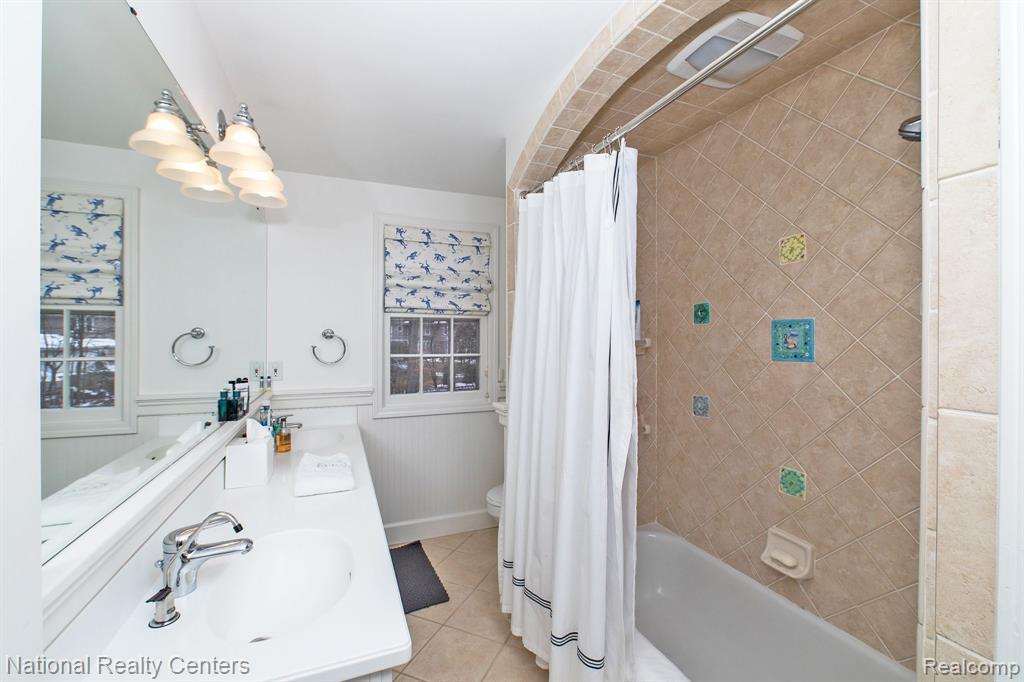 645 ARLINGTON Street, Birmingham, MI 48009 — Photo 28
