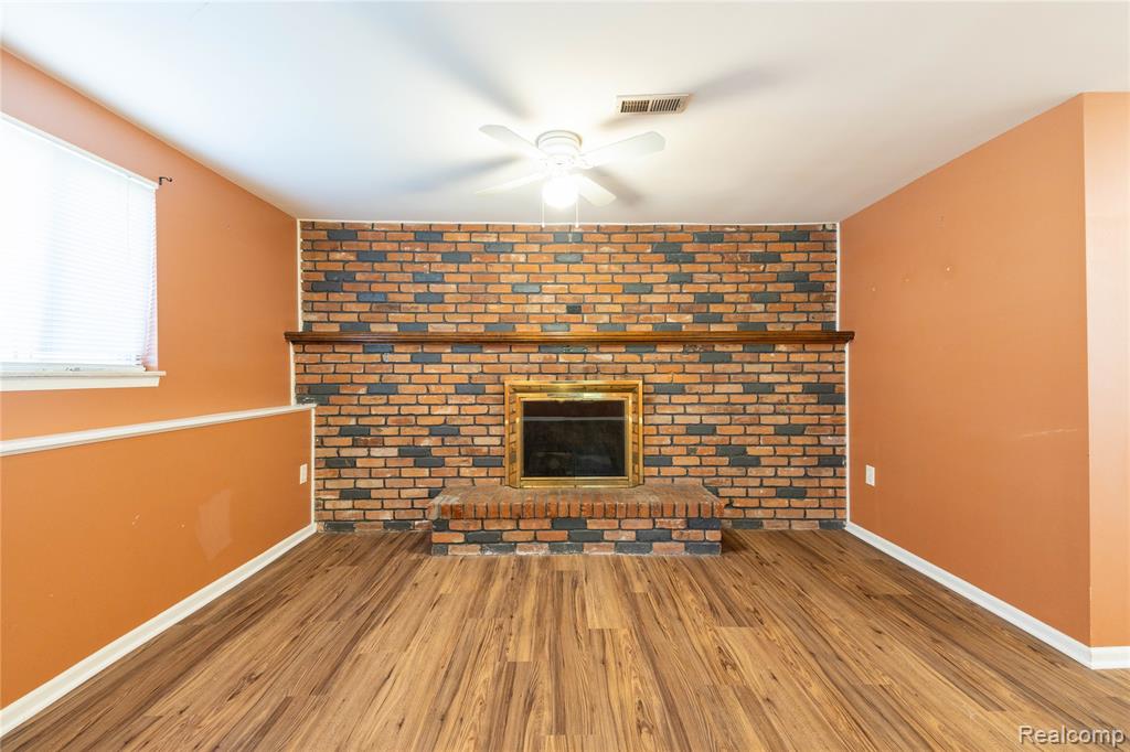569 Hendrickson Boulevard, Clawson, MI — Photo 24
