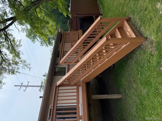 5496 Elizabeth Lake Road, Waterford, MI 48327 — Photo 25