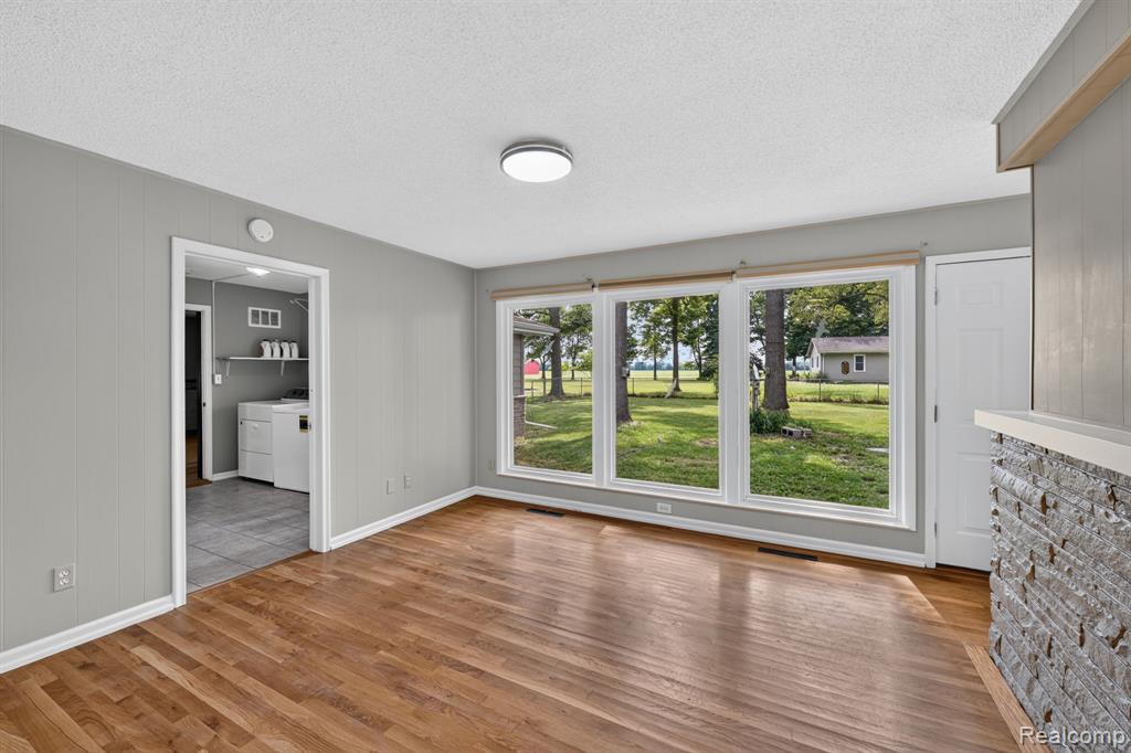 4877 Orchard Lane, Owosso, MI 48867 — Photo 22
