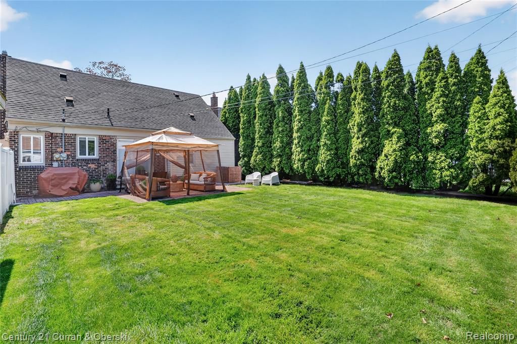 5 Barclay Court, Dearborn, MI 48126 — Photo 41