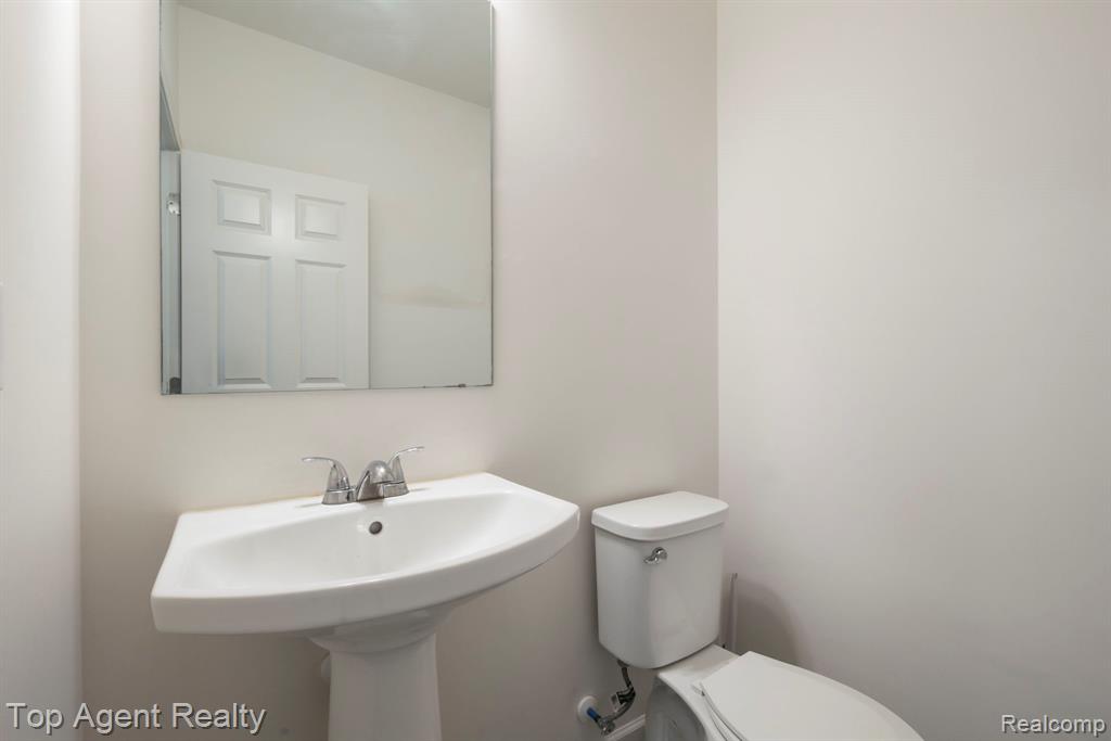 63770 Dequindre Road, Washington, MI 48095 — Photo 15