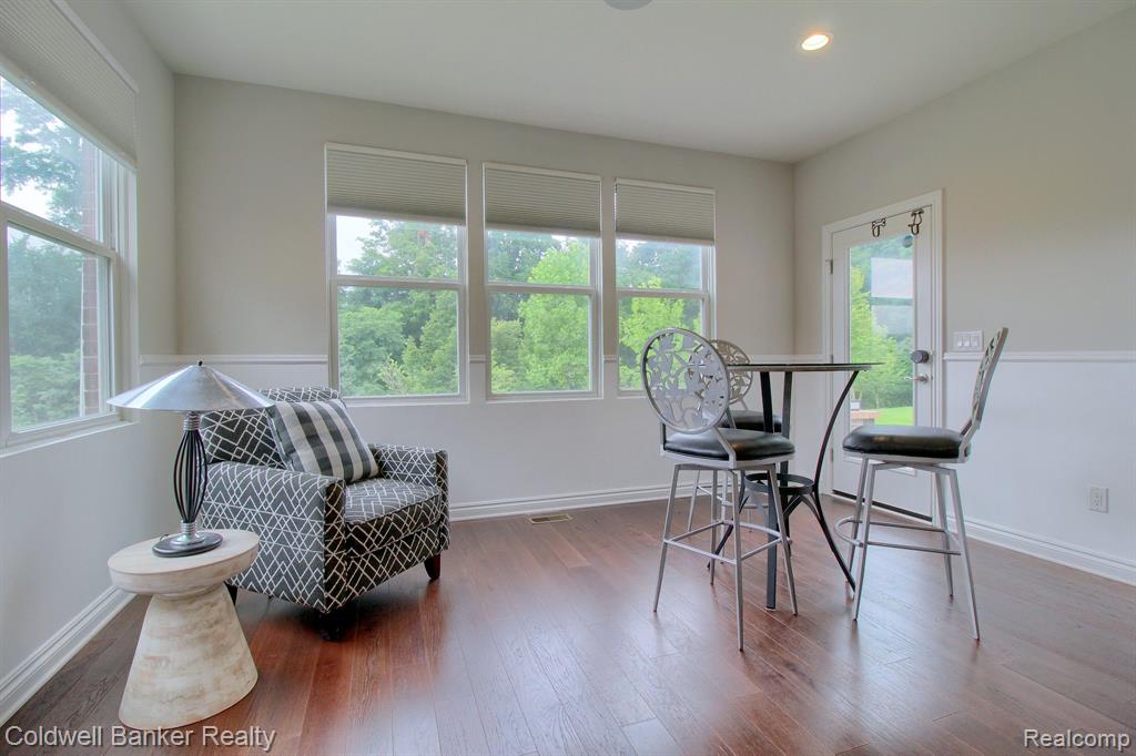 44298 BILLINGS Drive, Novi, MI 48377 — Photo 17
