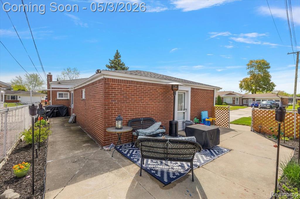 18241 Airport, Fraser, MI 48026 — Photo 7