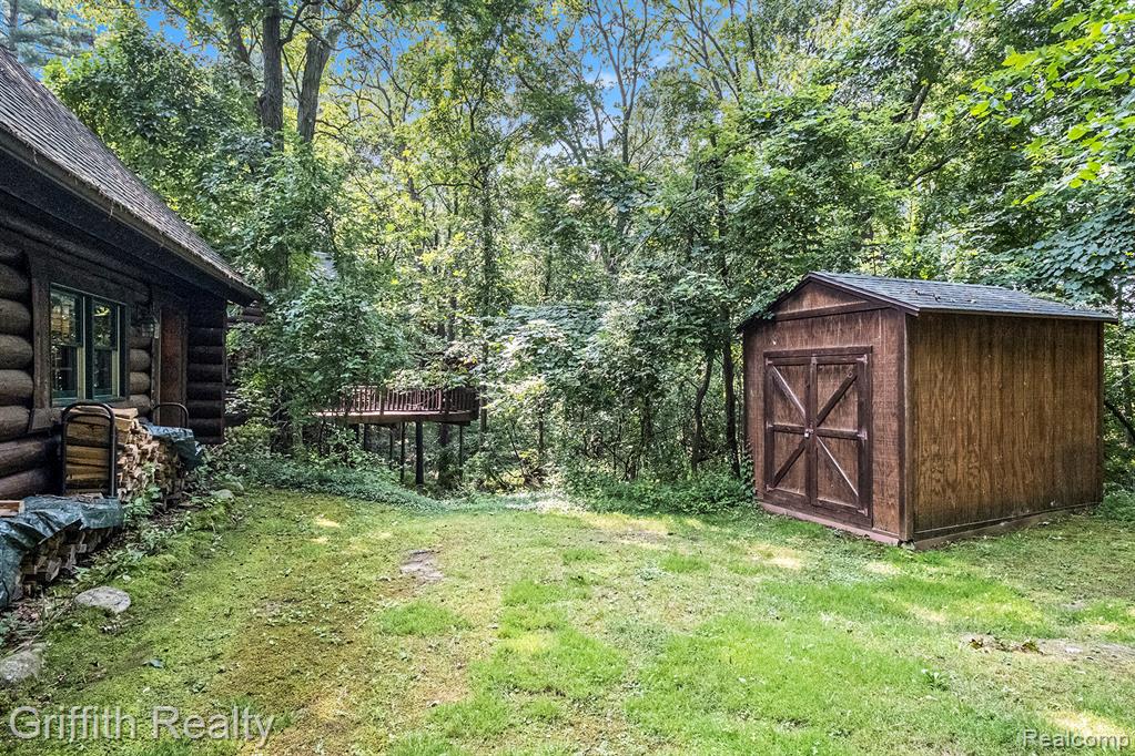 11245 Guyn Drive, Brighton, MI 48114 — Photo 45