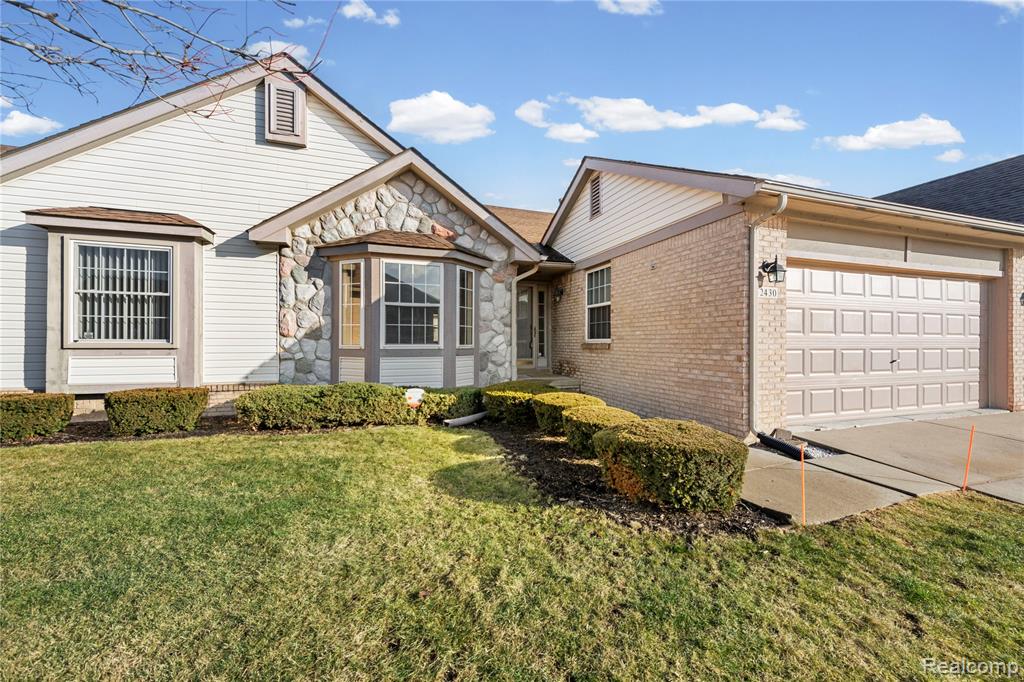 42430 Park Ridge Way, Clinton Twp, MI 48038 — Photo 3