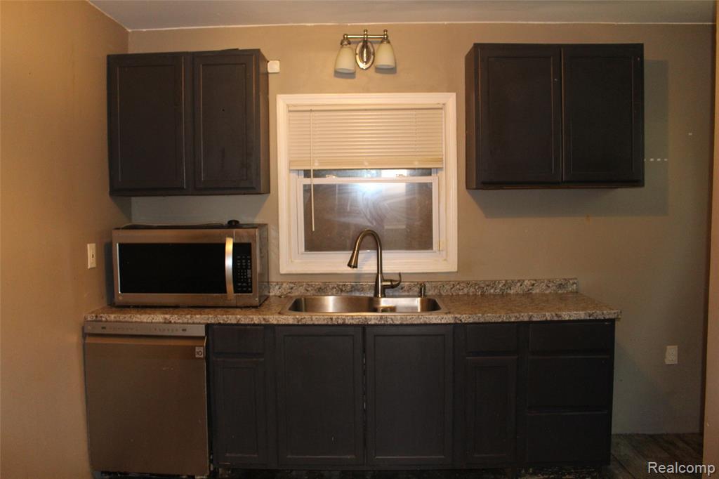 15837 Fielding Street, Detroit, MI 48223 — Photo 3