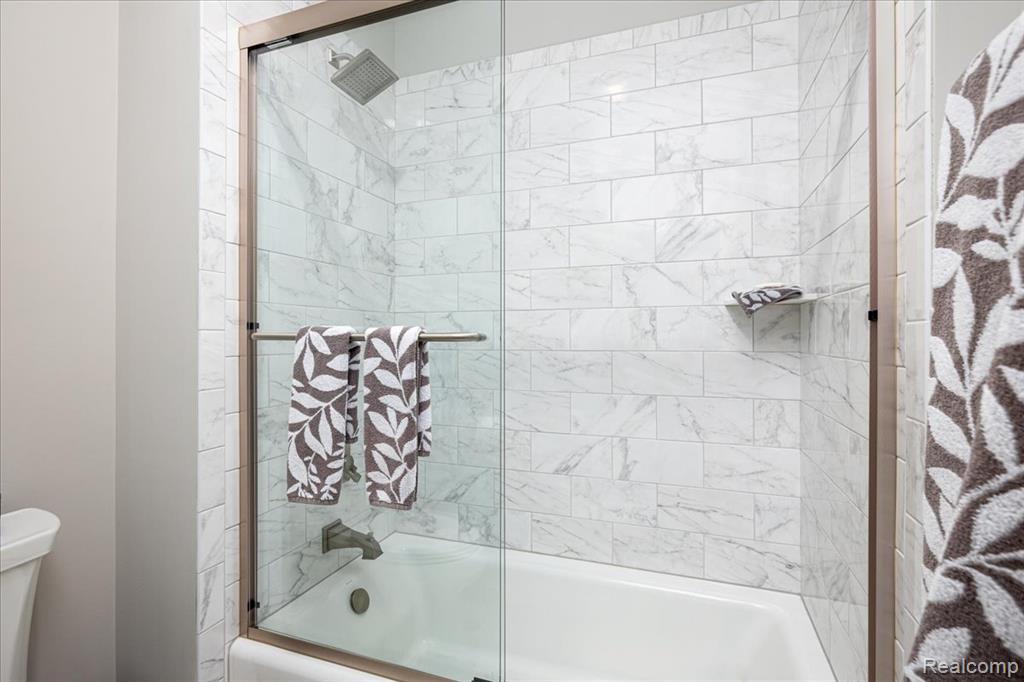 45505 N Territorial Road, Plymouth, MI 48170 — Photo 52