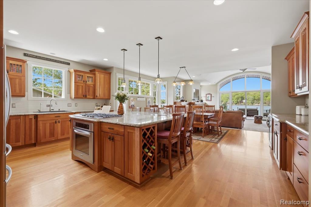 8665 Lakeview Boulevard, Clarkston, MI 48348 — Photo 13