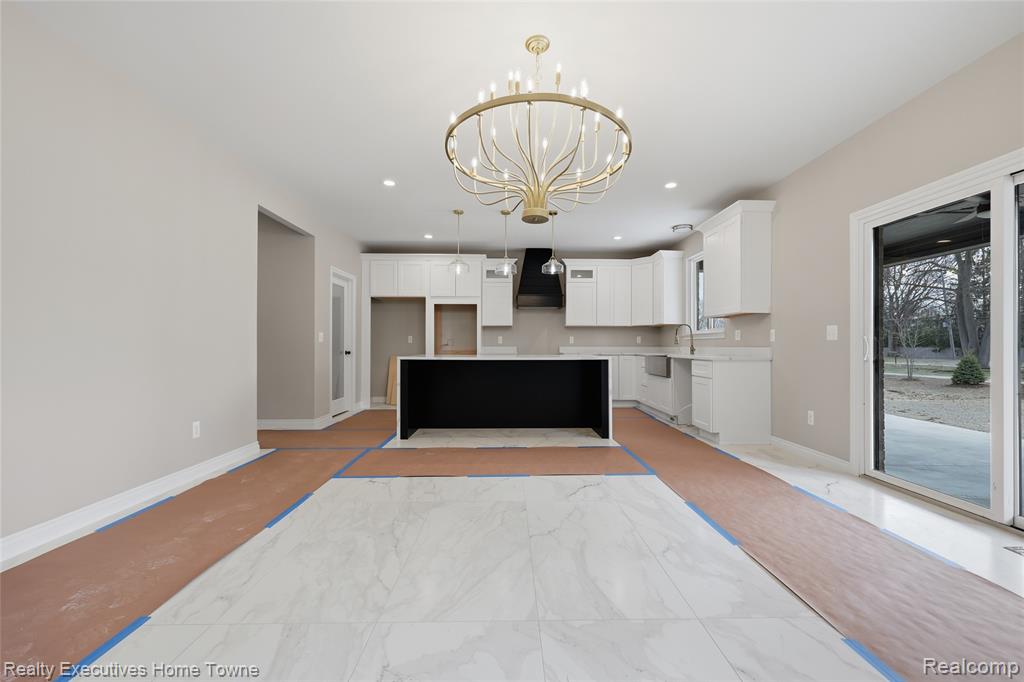 11982 Encore Court, Shelby Twp, MI 48315 — Photo 17