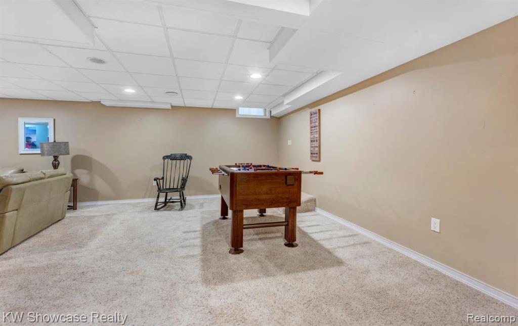 585 TIMBER RIDGE Drive, Highland, MI — Photo 15