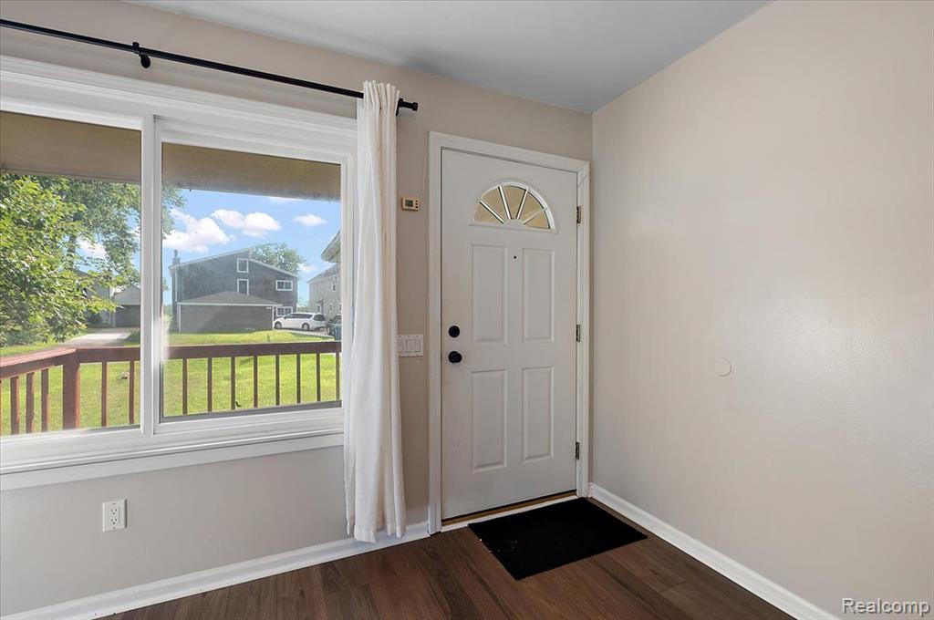 8809 Arlington Street, White Lake, MI — Photo 17