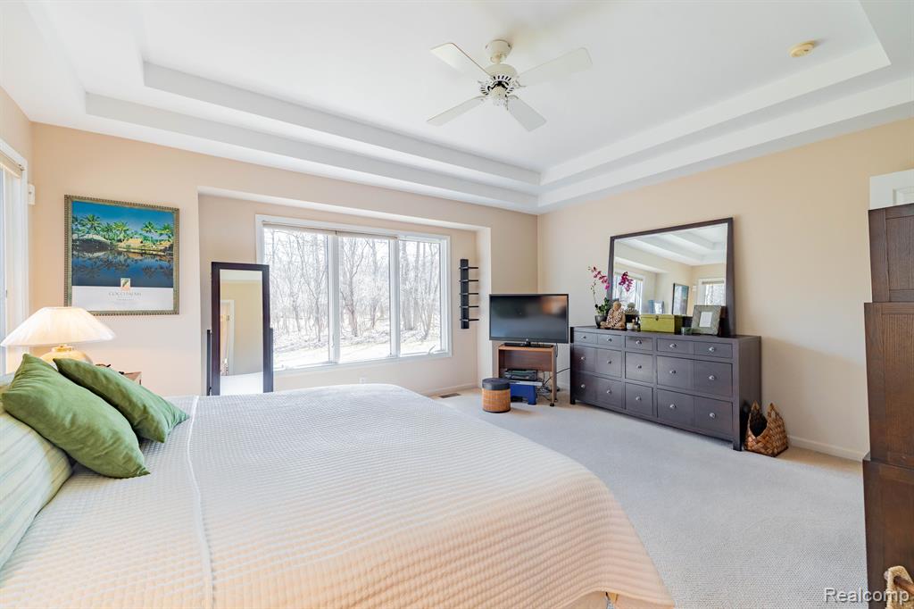 8555 Island Boulevard, Grosse Ile, MI 48138 — Photo 20