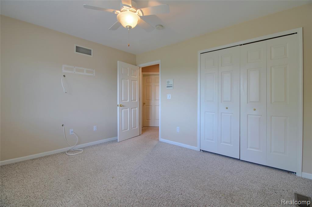 4600 Dolores Drive, Trenton, MI 48183 — Photo 32