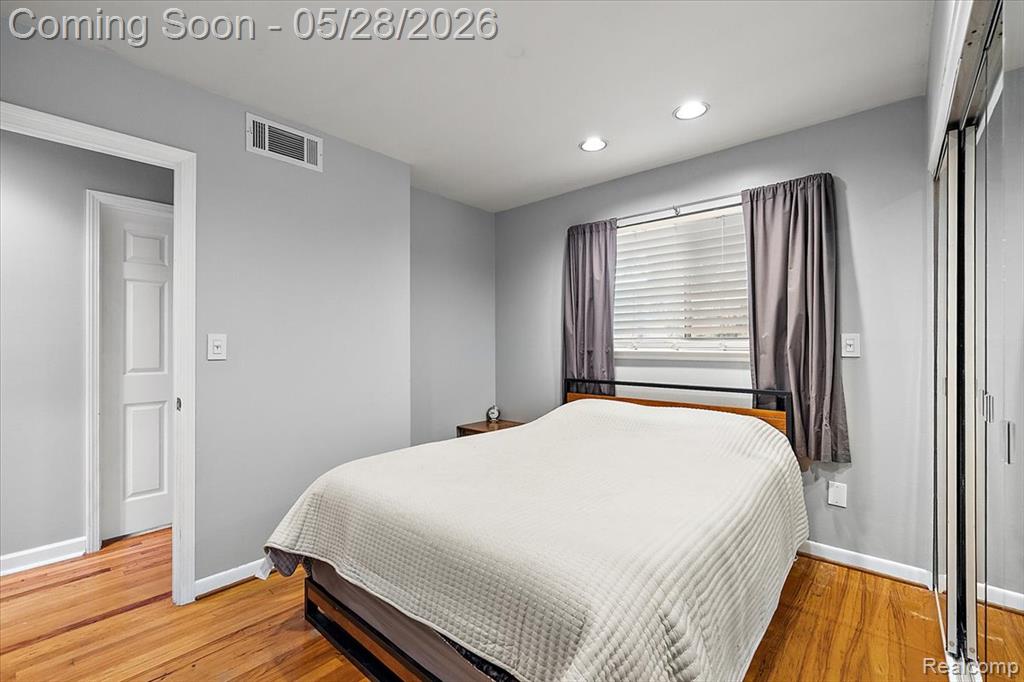 23015 Tuck Road, Farmington, MI 48336 — Photo 18