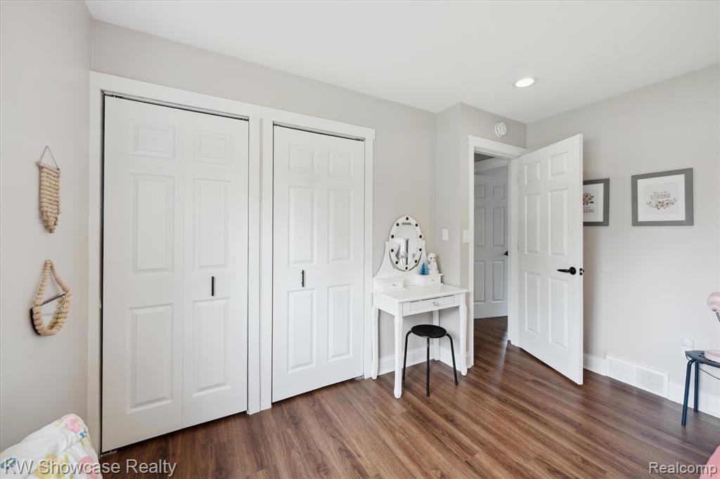 9296 Hilton Road, Brighton, MI 48114 — Photo 24