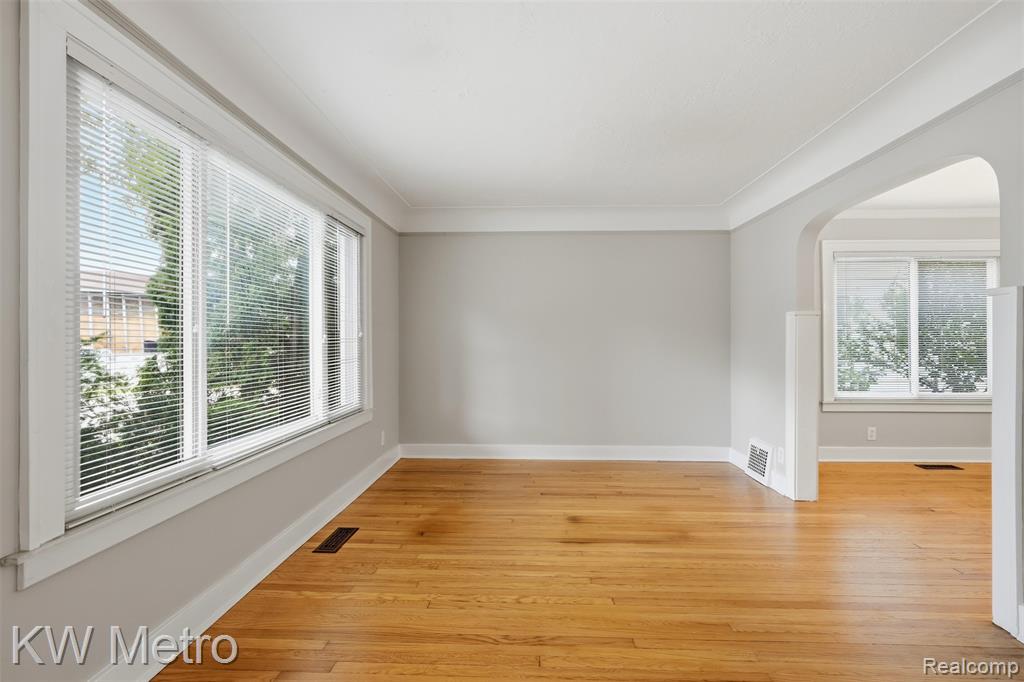 634 E Lewiston Avenue, Ferndale, MI 48220 — Photo 6