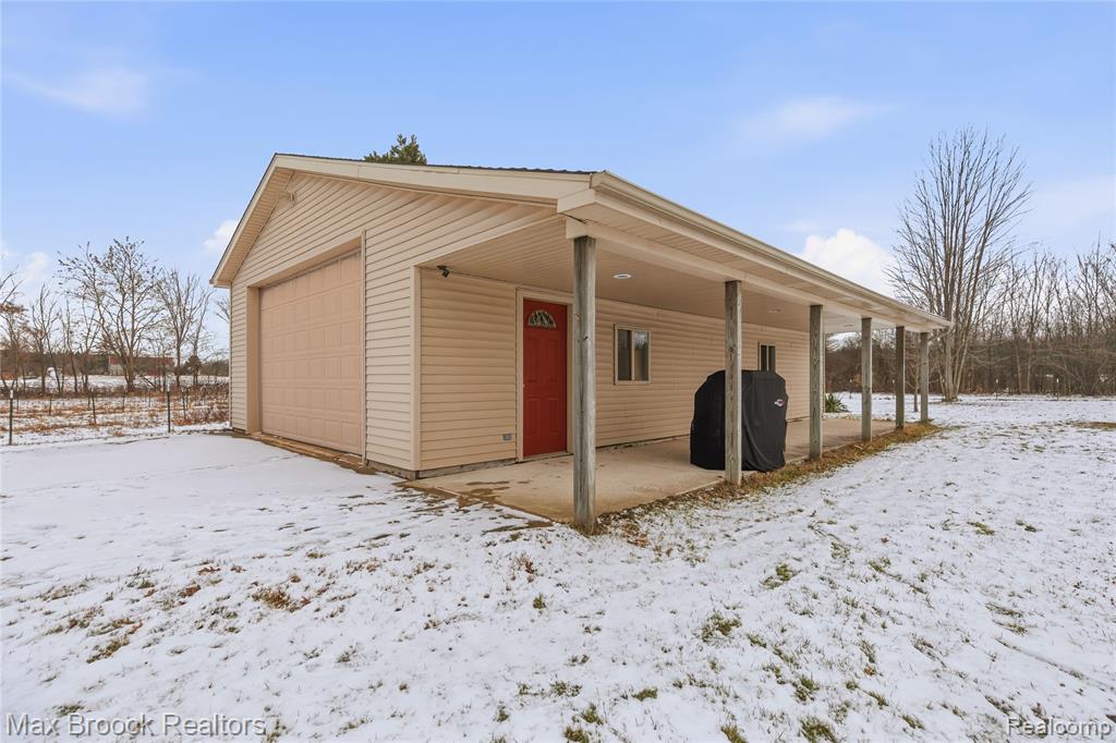 6145 Wildcat Road, MI 48032 — Photo 41