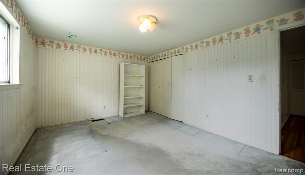 4259 Pinecroft Court, West Bloomfield, MI — Photo 12
