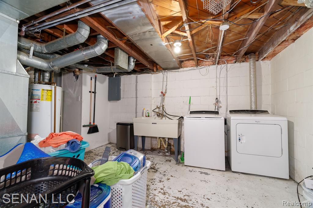 6001 WARWICK Street, Detroit, MI 48228 — Photo 28