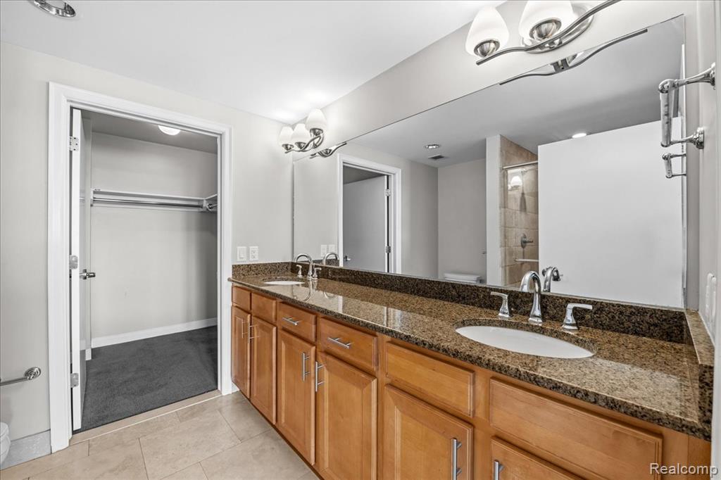 525 W Lafayette Boulevard, 16D, Detroit, MI 48226 — Photo 17